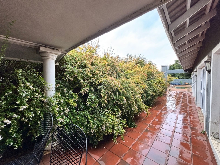 5 Bedroom Property for Sale in Flamwood North West